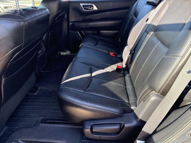 Used 2013 Nissan Pathfinder SL w/ Trailer Tow Pkg FWD image 17