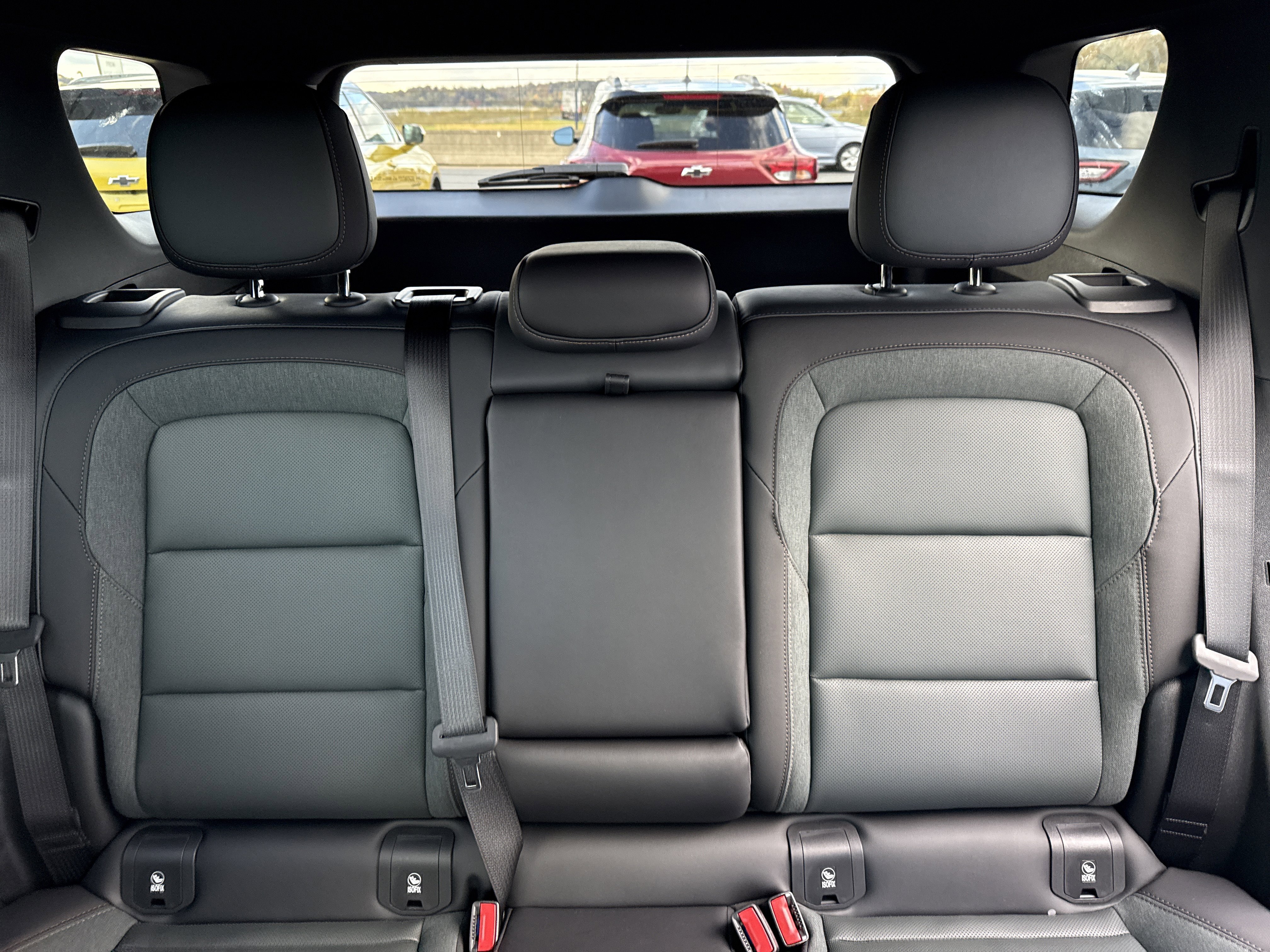 New 2026 GMC Terrain AT4 w/ Convenience Package III image 13