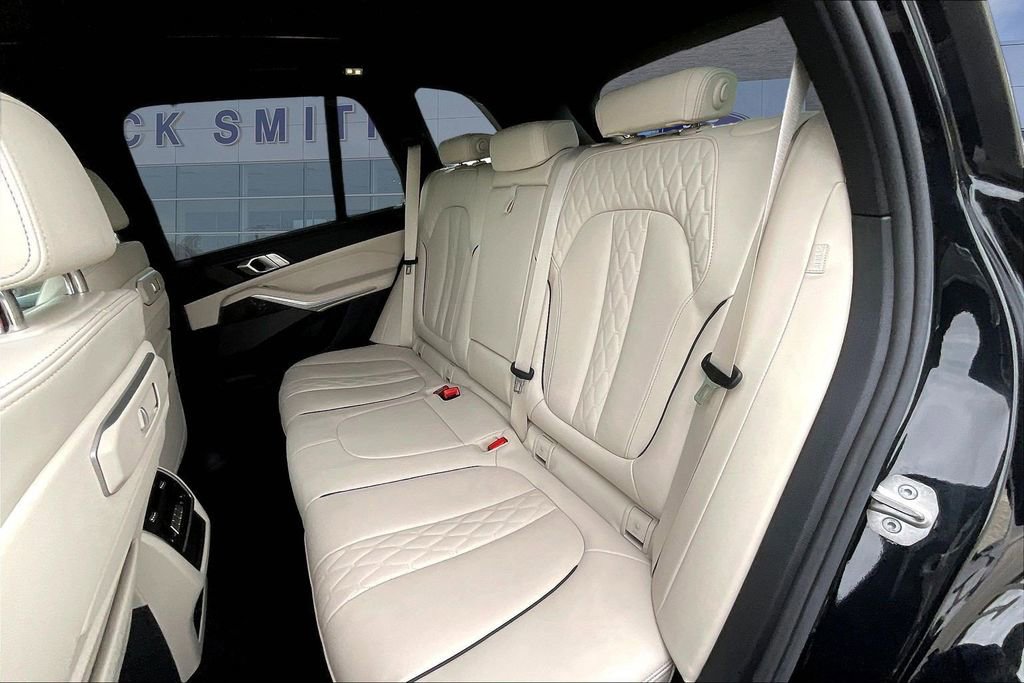 Used 2025 BMW X5 M60i image 22