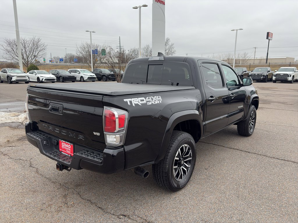 Used 2020 Toyota Tacoma TRD Sport w/ TRD Premium Sport Package image 5