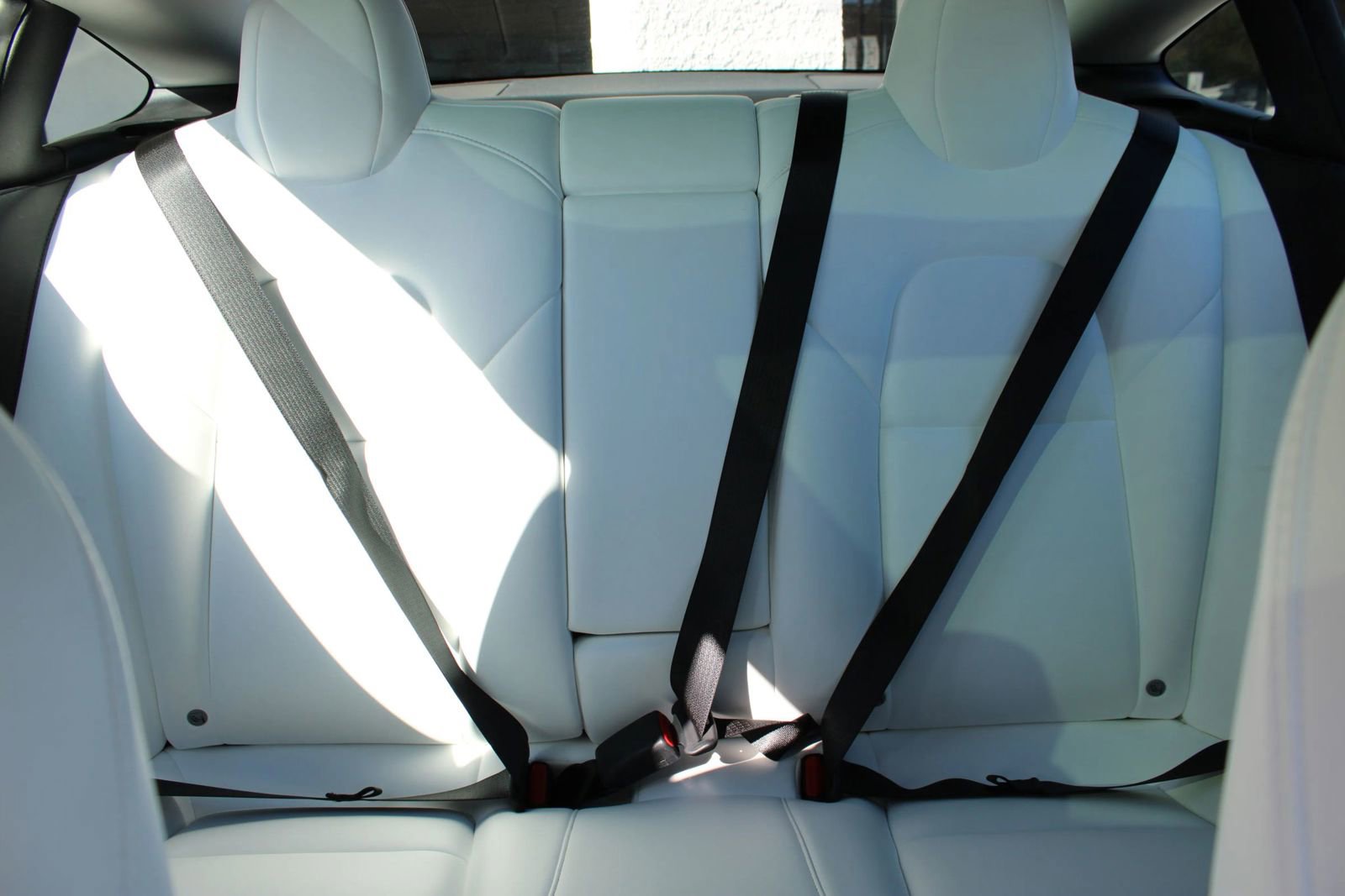 Used 2022 Tesla Model 3 Performance image 15