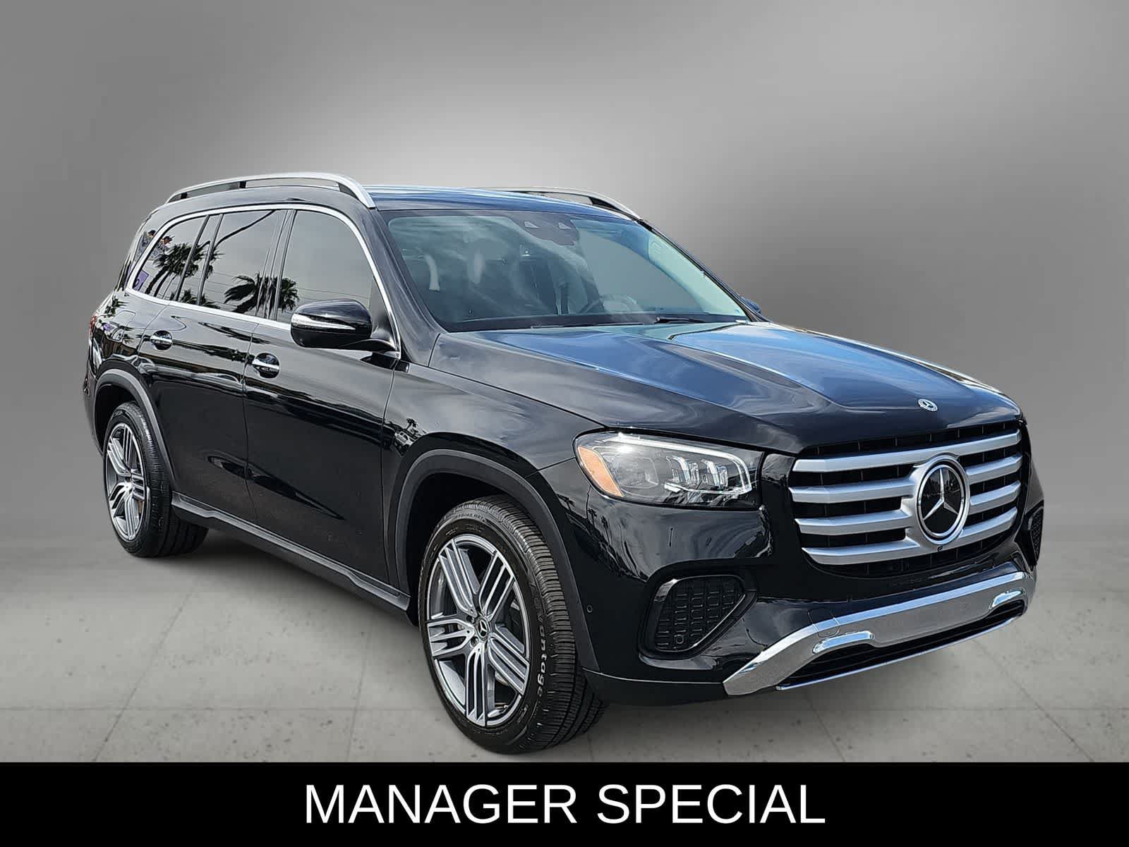 Used 2024 Mercedes-Benz GLS 450 4MATIC image 2