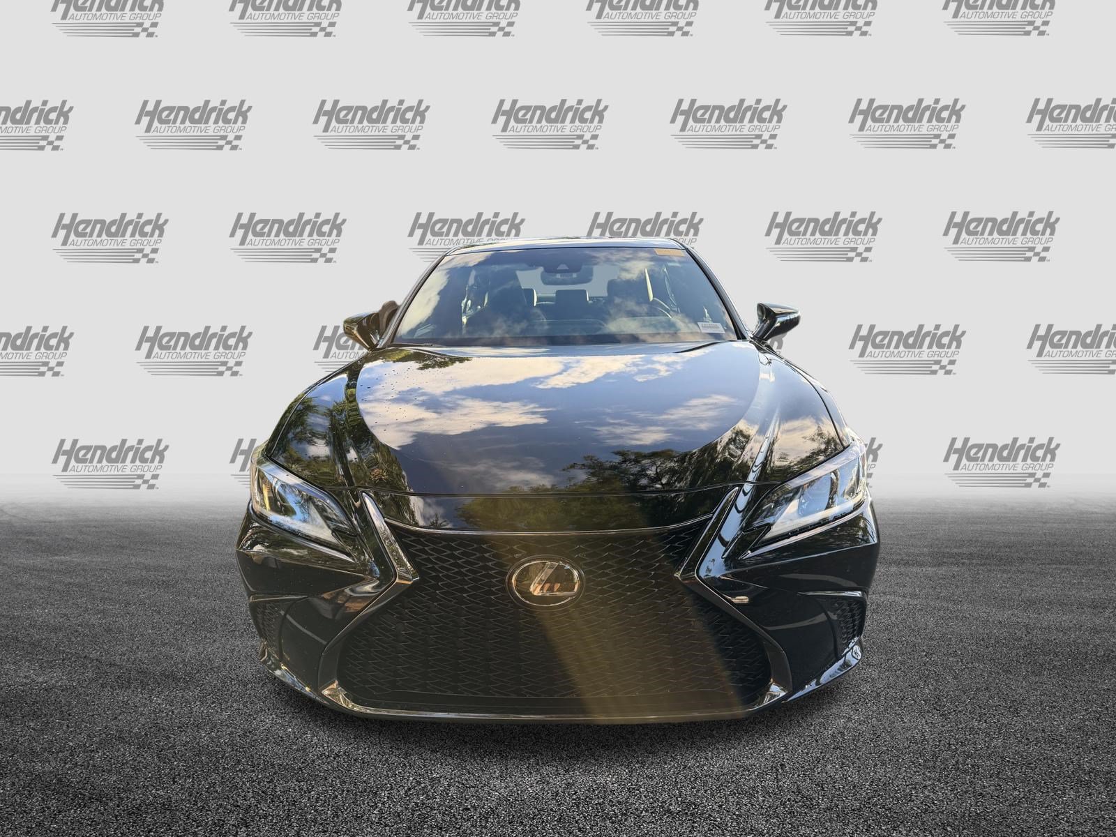 Certified 2023 Lexus ES 350 F Sport w/ Accessory Package (Z2) FWD image 3