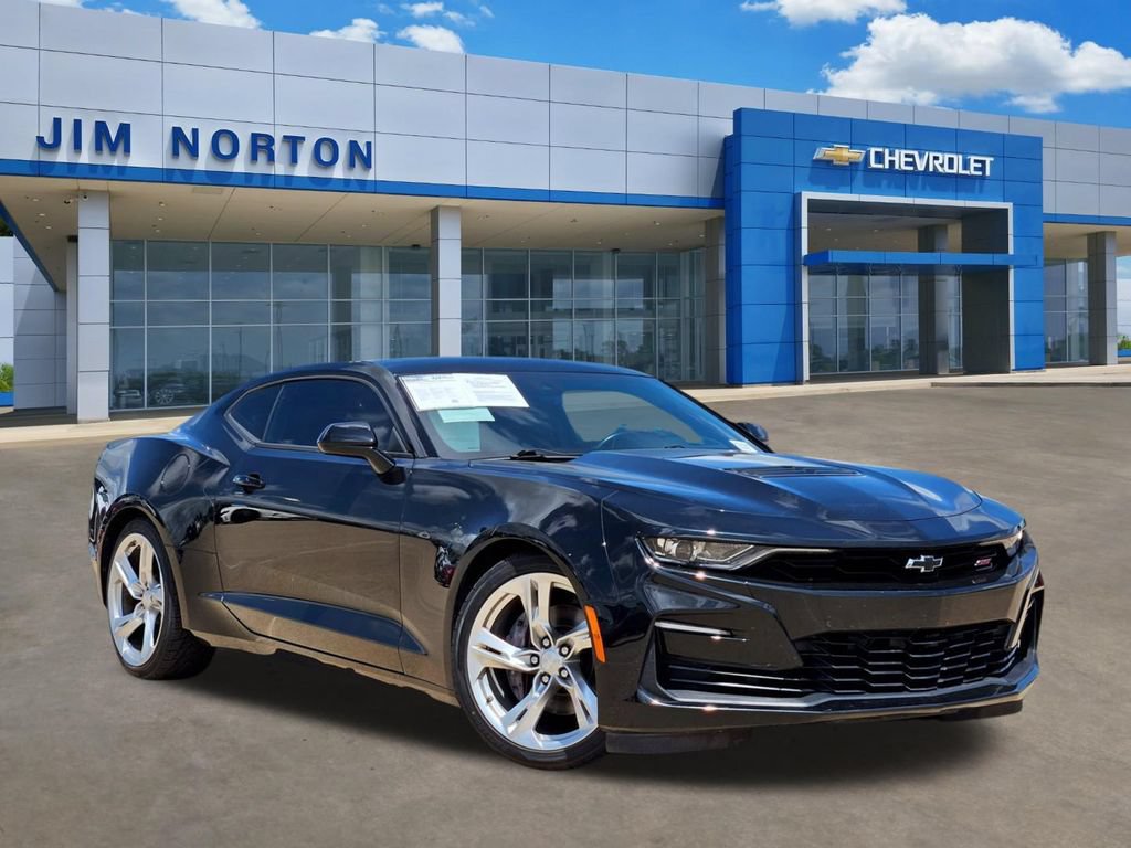 Used 2023 Chevrolet Camaro SS RWD image 1