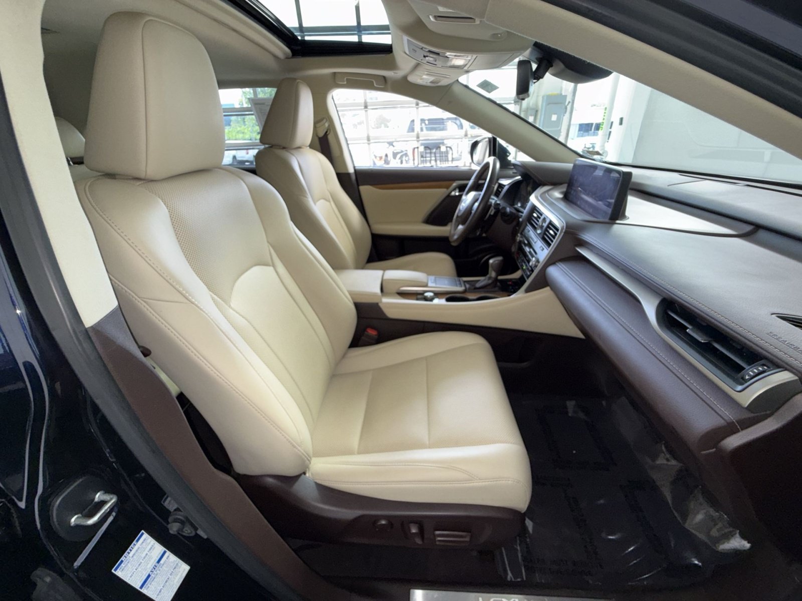 Used 2020 Lexus RX 350 AWD w/ Premium Package image 27