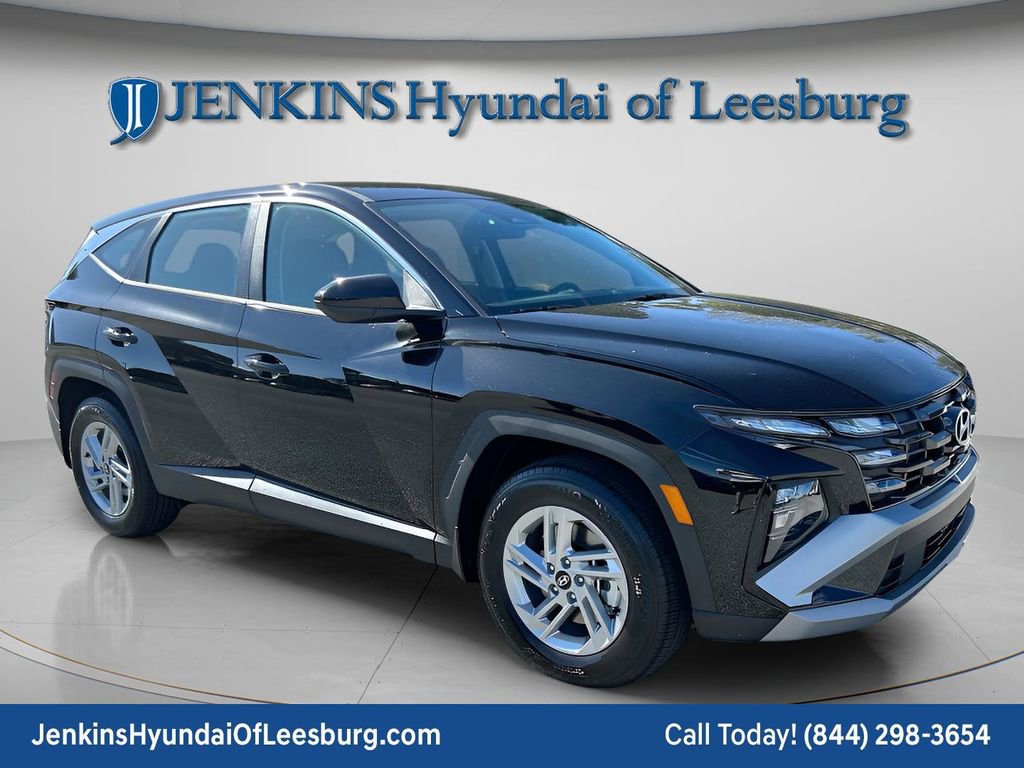 New 2026 Hyundai Tucson SE image 1