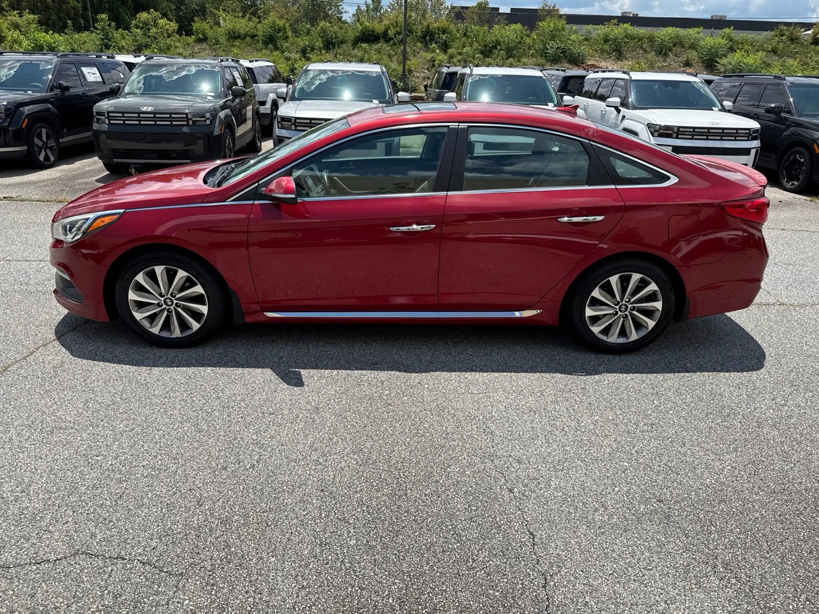 Used 2017 Hyundai Sonata Sport w/ Value Edition Package 02 FWD image 2