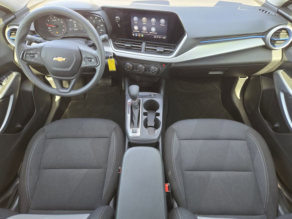 Used 2025 Chevrolet Trax LS w/ LS Convenience Package image 22