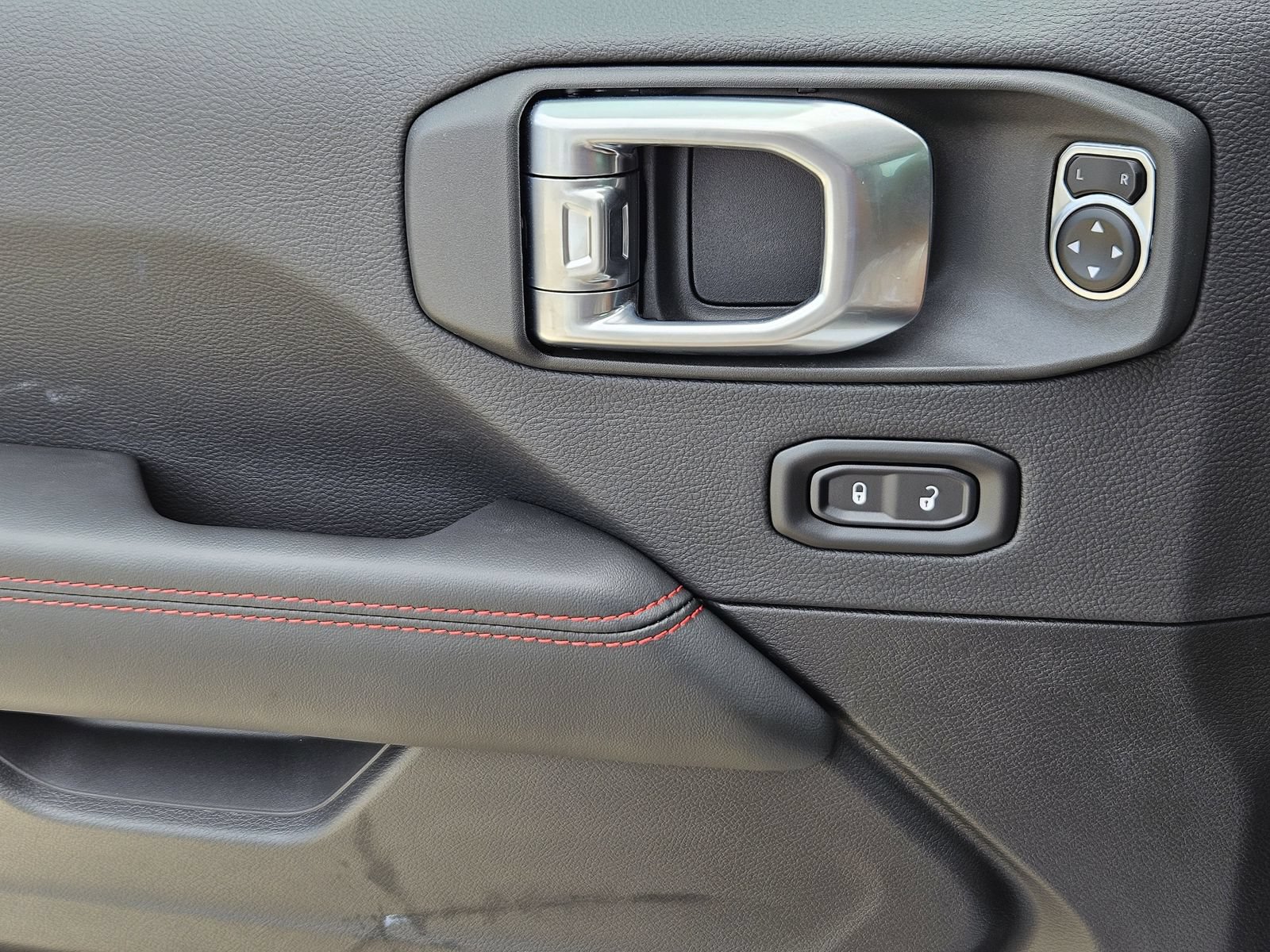 New 2026 Jeep Gladiator Mojave AWD/4WD image 23