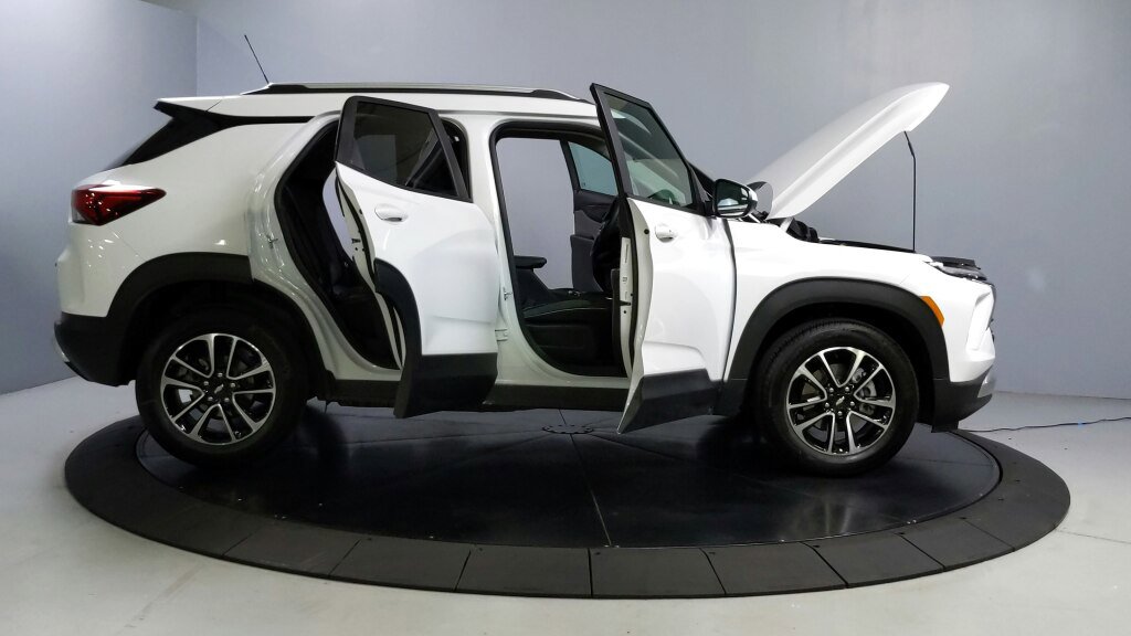 Used 2025 Chevrolet TrailBlazer LT image 15