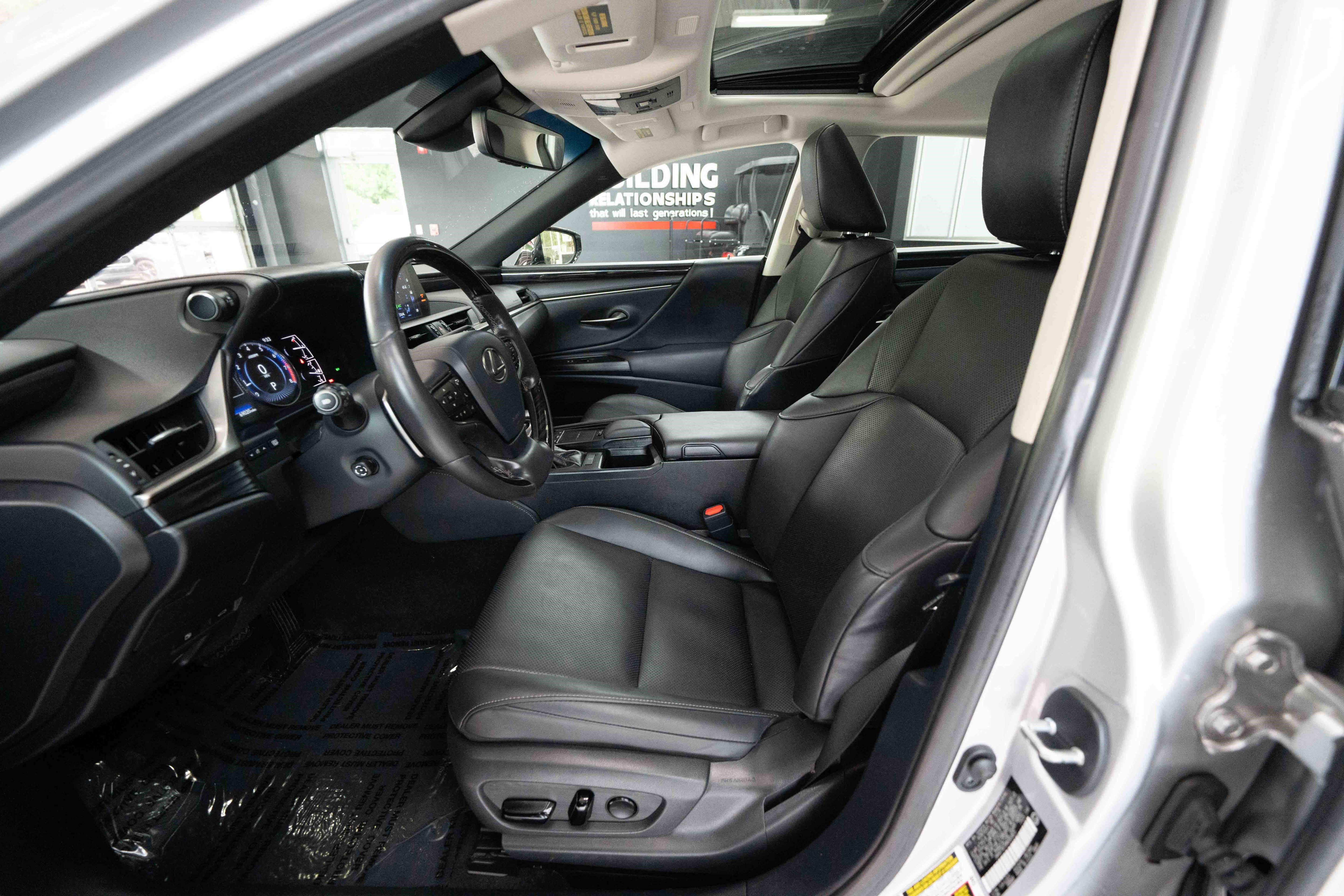 Used 2021 Lexus ES 250 w/ Premium Package AWD/4WD image 9