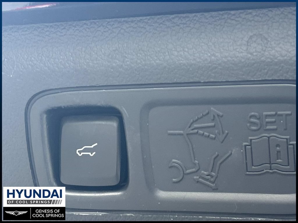 Used 2021 Lincoln Navigator L Reserve AWD/4WD image 15