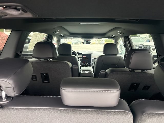 New 2026 GMC Acadia Denali w/ Super Cruise Package AWD/4WD image 28