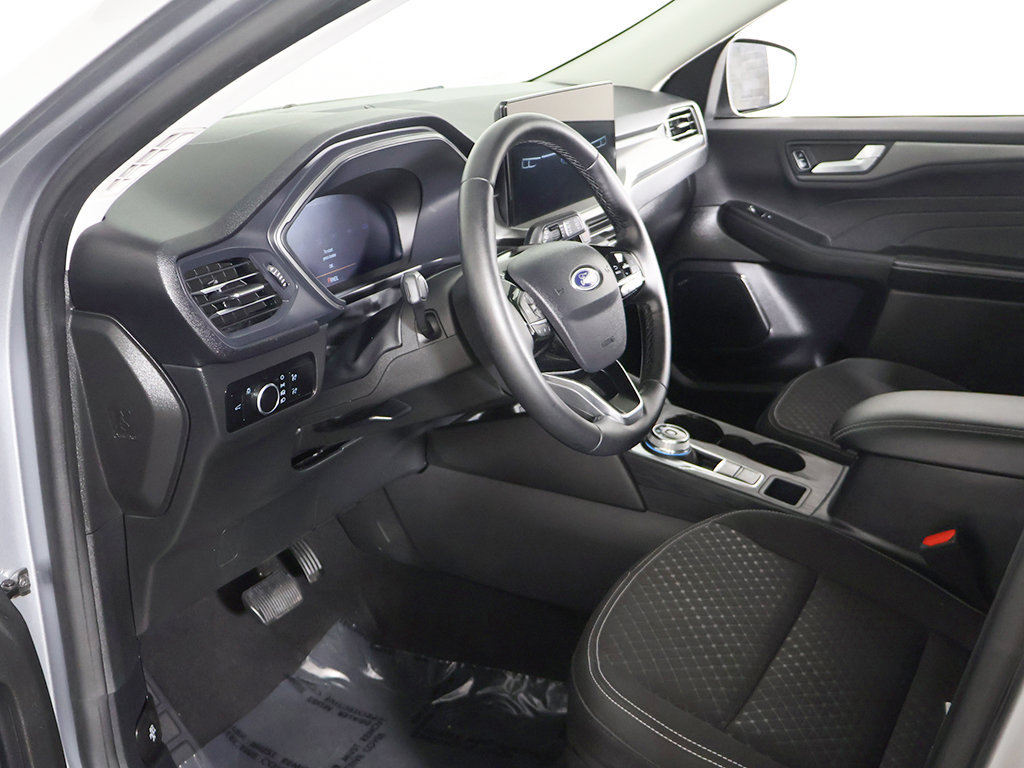 Used 2023 Ford Escape Active w/ Tech Pack #2 AWD/4WD image 23