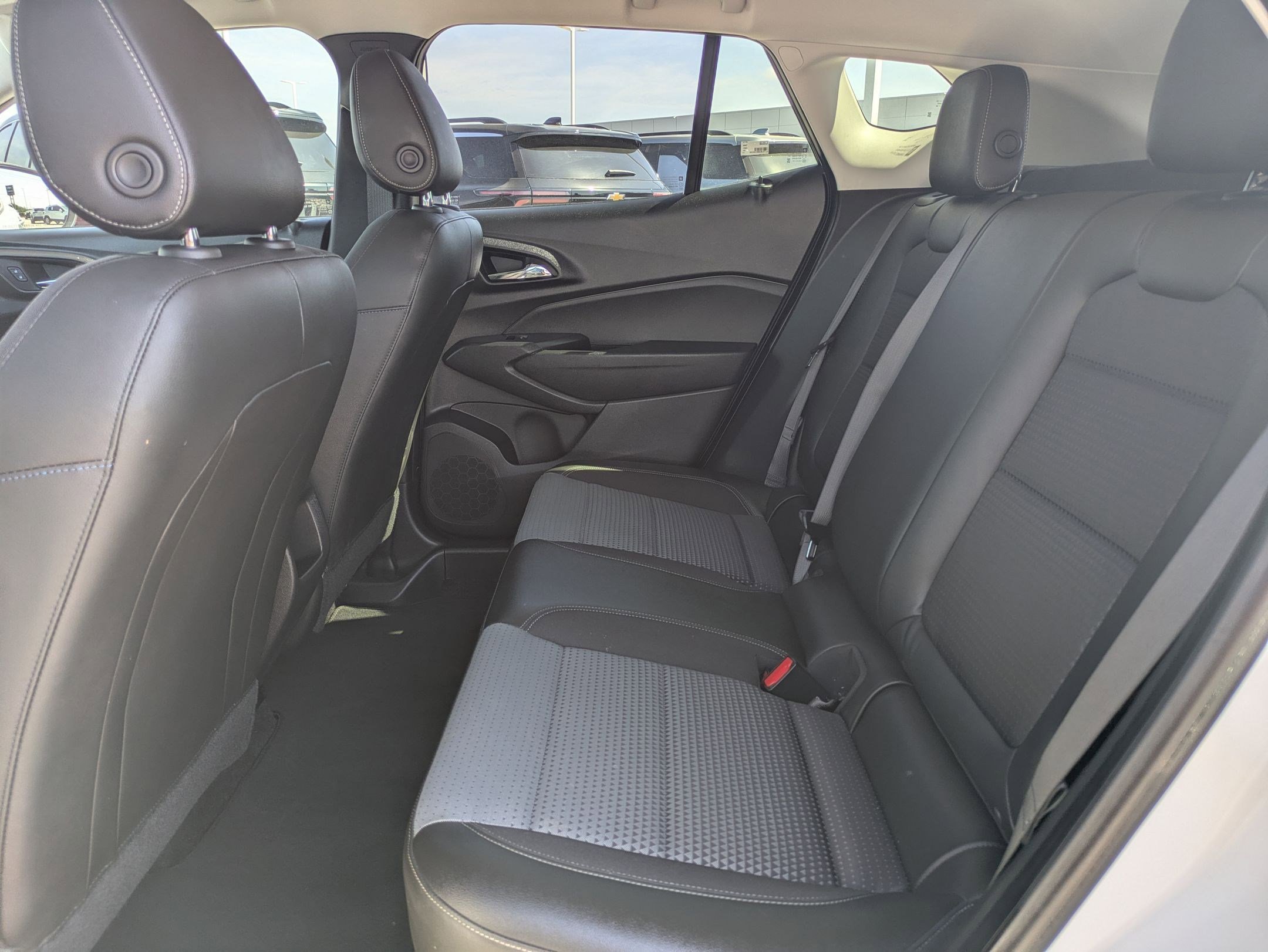 Used 2024 Chevrolet Trax LT w/ Driver Confidence Package image 13