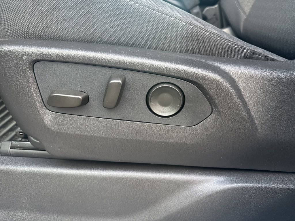 Used 2026 Chevrolet Silverado 1500 Custom image 10