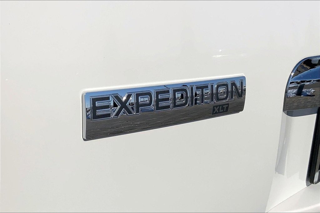 Used 2008 Ford Expedition XLT image 21