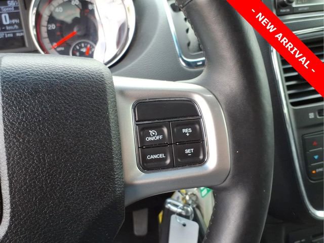 Used 2015 Dodge Grand Caravan R/T w/ Driver Convenience Group FWD image 16