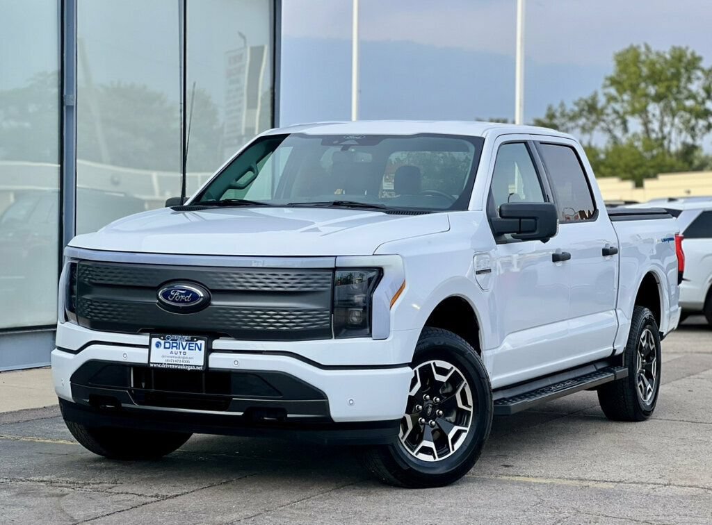 Used 2022 Ford F150 Lightning XLT w/ Tow Technology Package AWD/4WD image 39