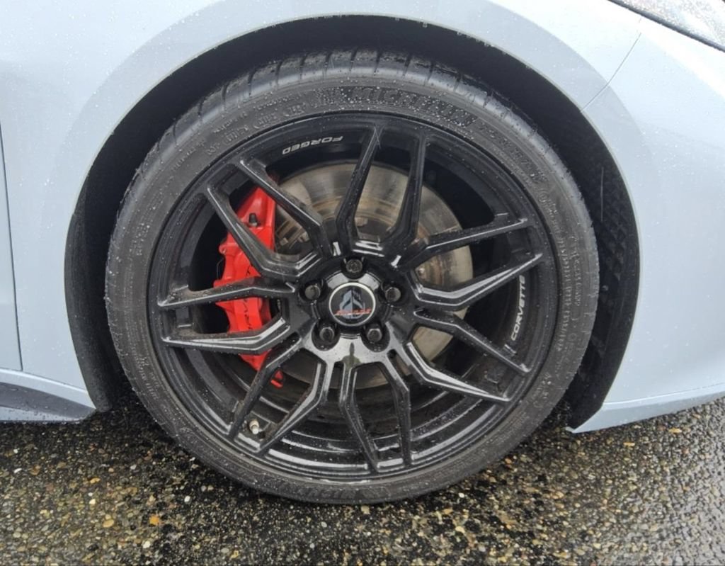 Used 2024 Chevrolet Corvette Z06 w/ Stealth Interior Trim Package RWD image 2