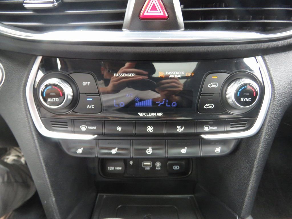 Used 2019 Hyundai Santa Fe FWD image 25