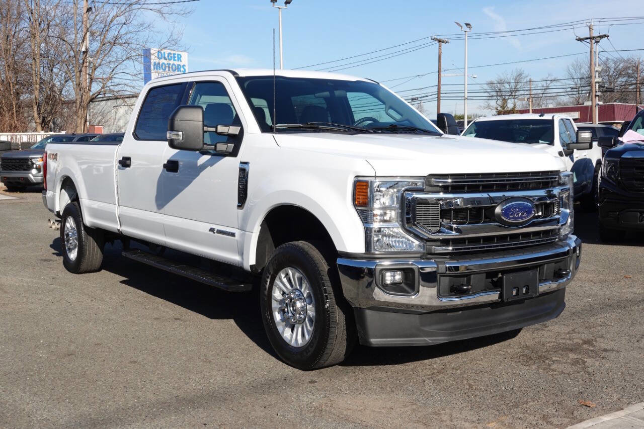 Used 2022 Ford F350 XLT w/ XLT Value Package image 4