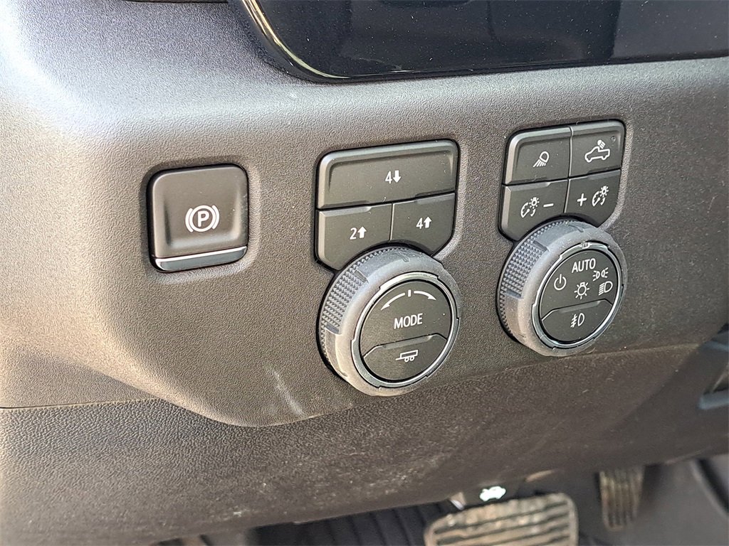 New 2026 Chevrolet Silverado 2500 LT image 8