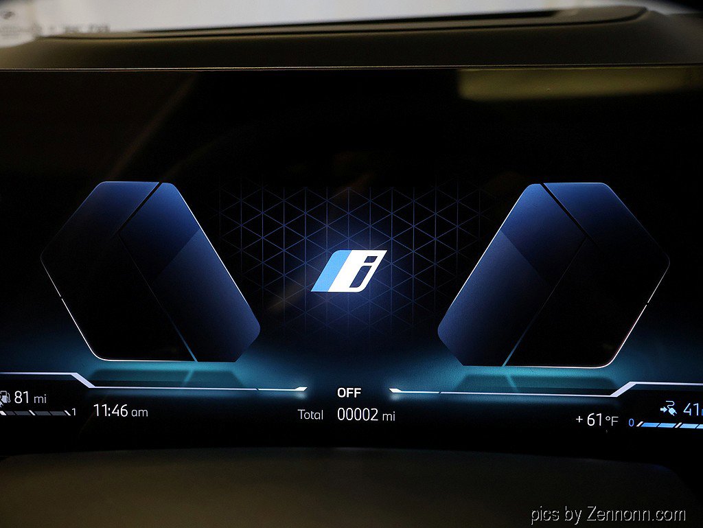 New 2026 BMW X5 xDrive50e w/ M Sport Package AWD/4WD image 18