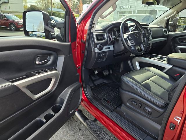 Used 2019 Nissan Titan PRO-4X w/ Pro-4x Utility Package image 24