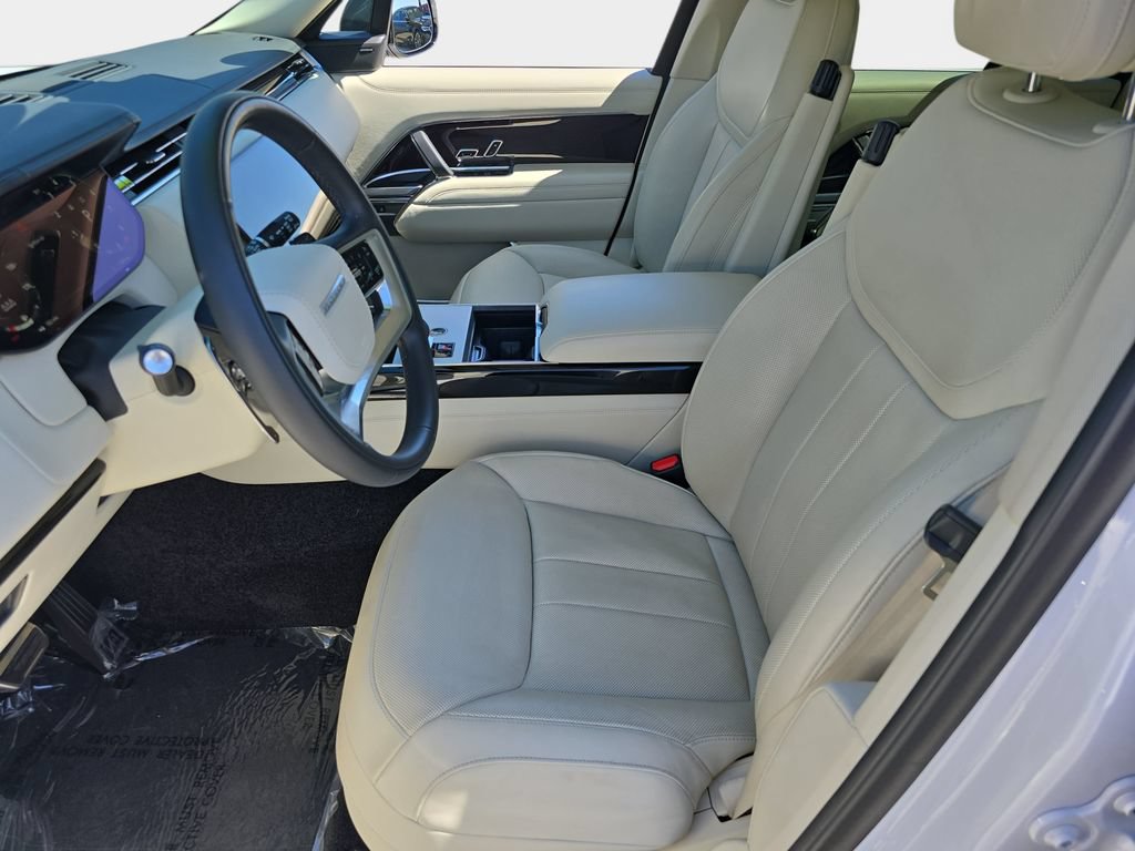 Certified 2024 Land Rover Range Rover SE AWD/4WD image 16