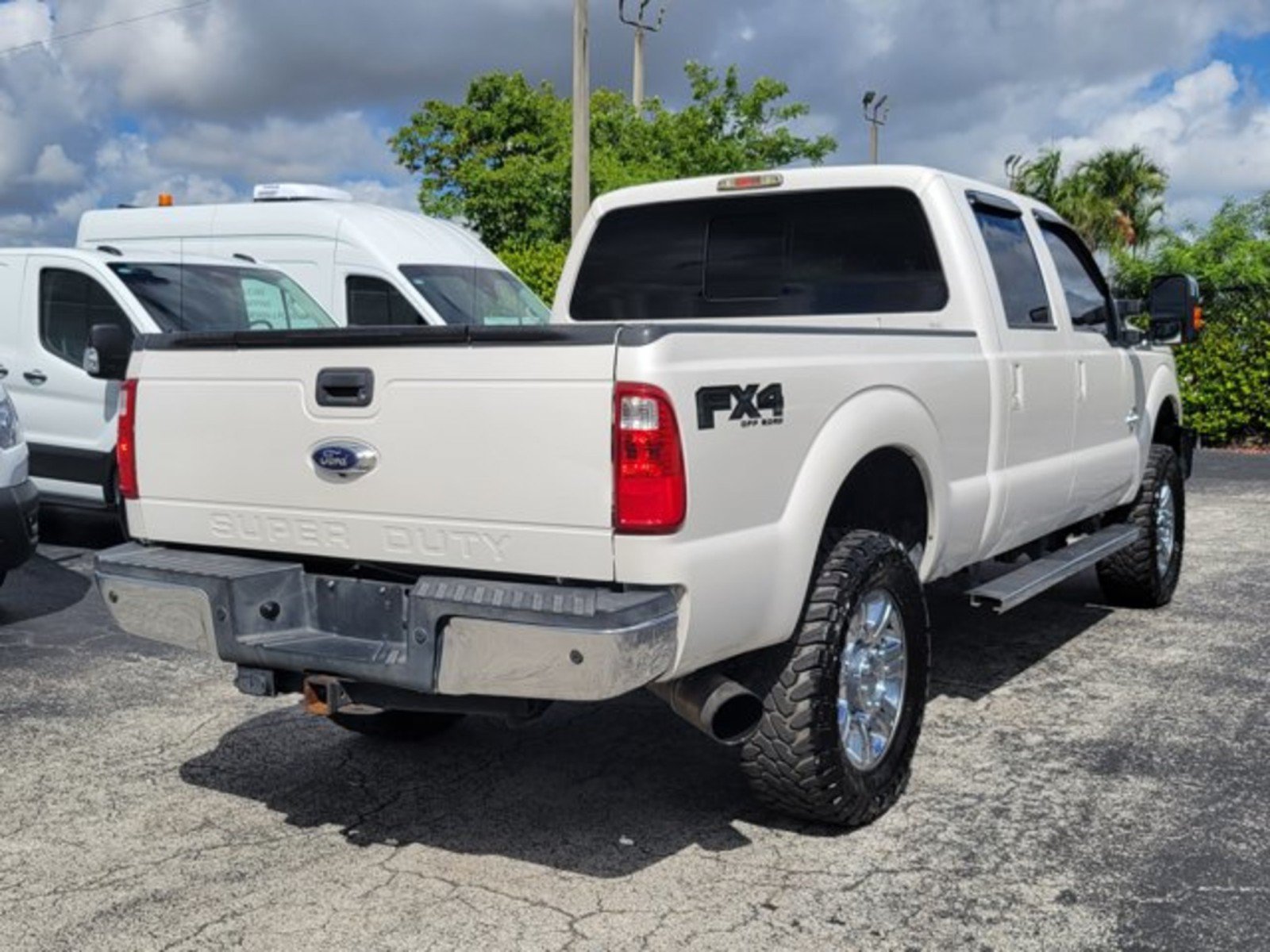 Used 2015 Ford F250 Lariat w/ Chrome Package AWD/4WD image 7