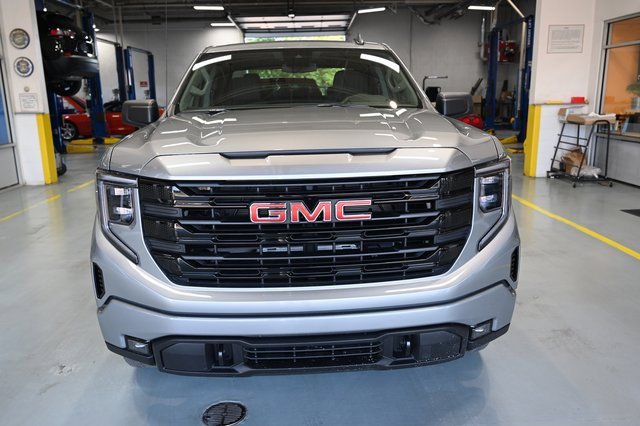 New 2026 GMC Sierra 1500 Elevation image 2