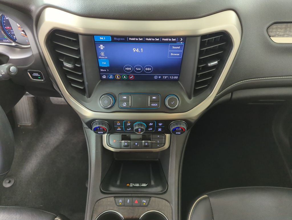 Used 2022 GMC Acadia Denali w/ Denali Ultimate Package image 14