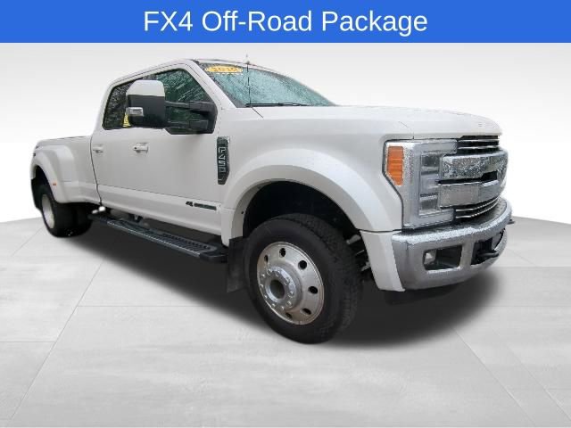 Used 2019 Ford F450 Lariat w/ Lariat Ultimate Package AWD/4WD image 4