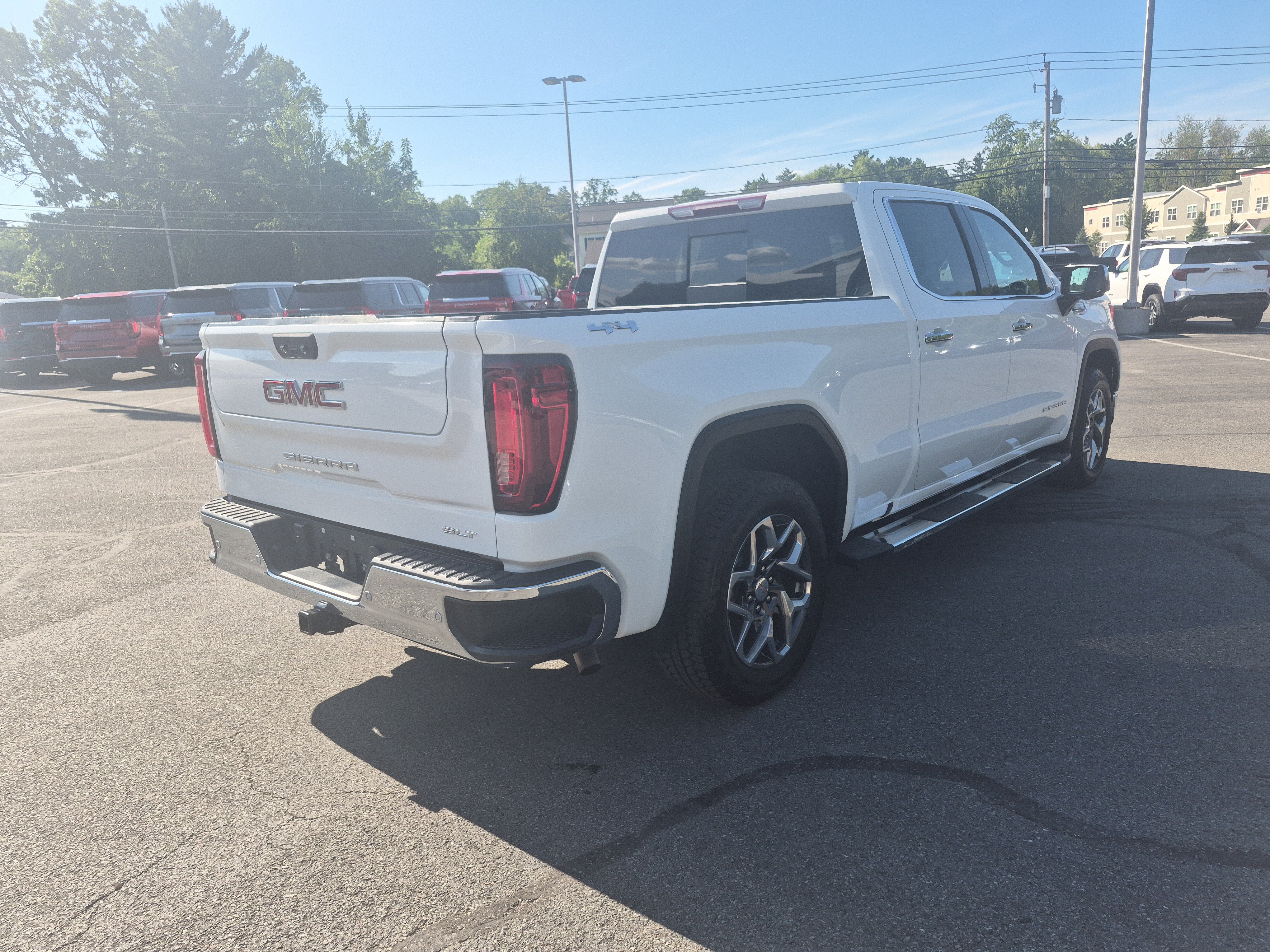 Certified 2024 GMC Sierra 1500 SLT w/ SLT Premium Plus Package AWD/4WD image 5