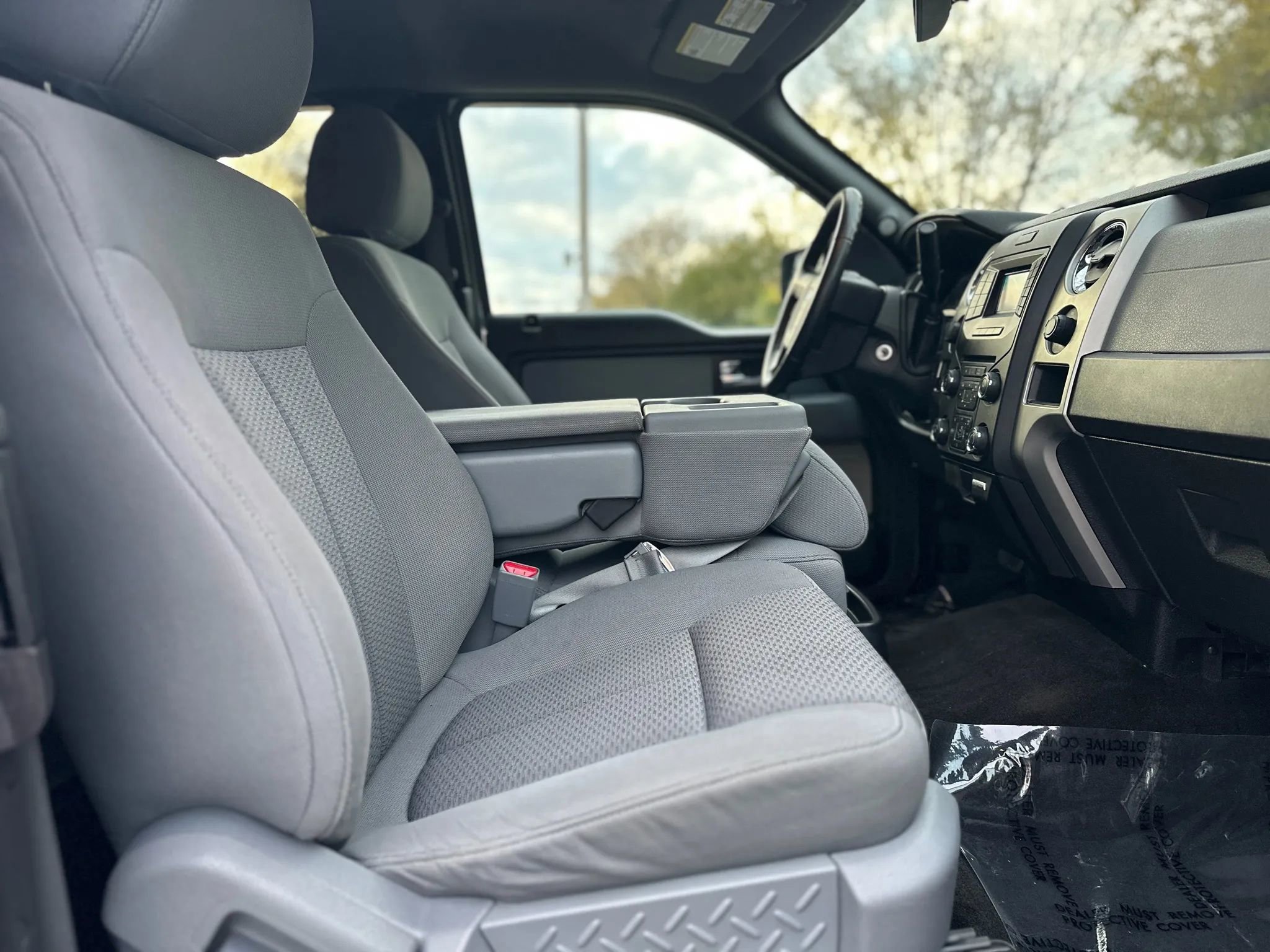 Used 2013 Ford F150 XLT w/ Luxury Equipment Group image 21