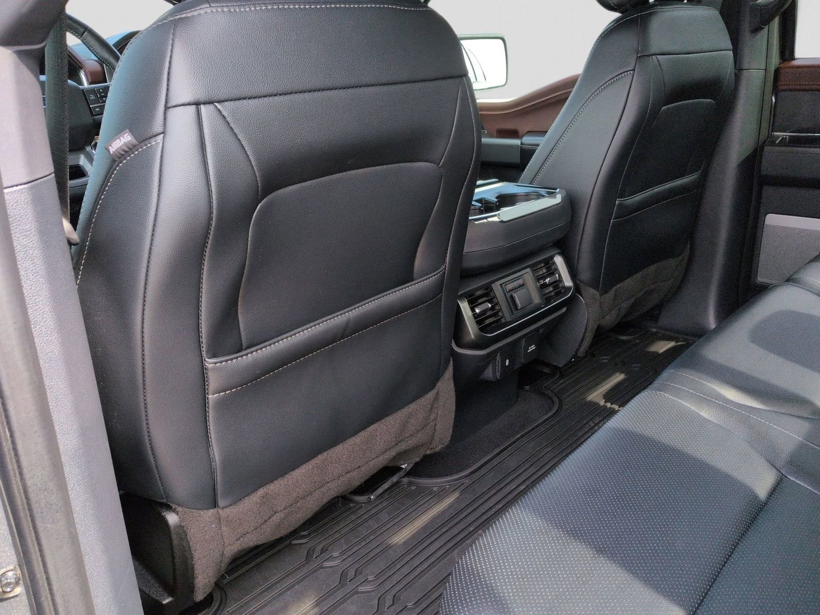 Certified 2023 Ford F150 Lariat w/ Equipment Group 502A High image 22