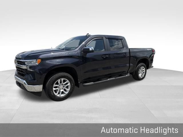 Used 2023 Chevrolet Silverado 1500 LT AWD/4WD image 7