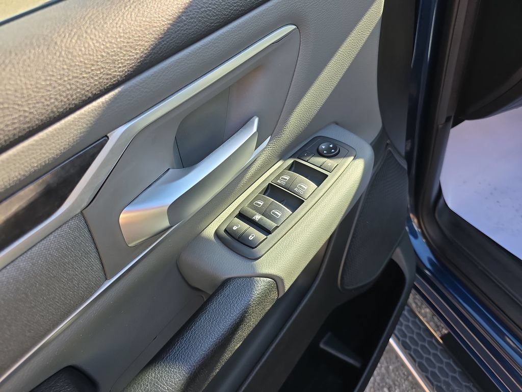 Used 2020 RAM 1500 Big Horn AWD/4WD image 13