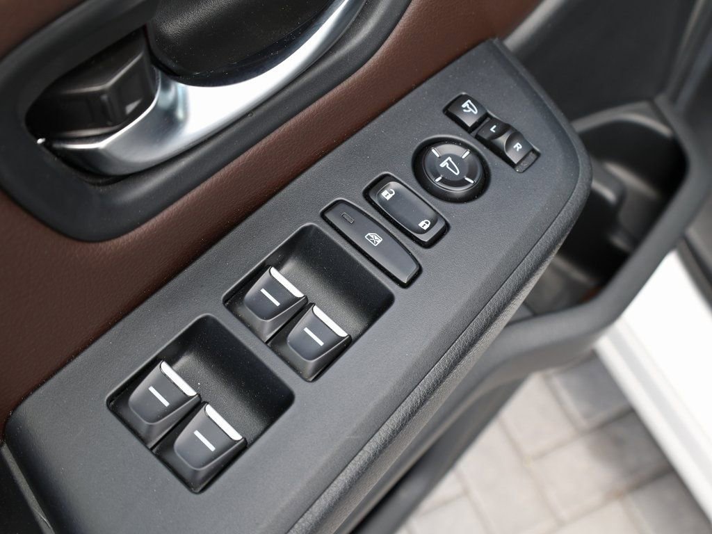 Used 2023 Honda Pilot Elite image 12