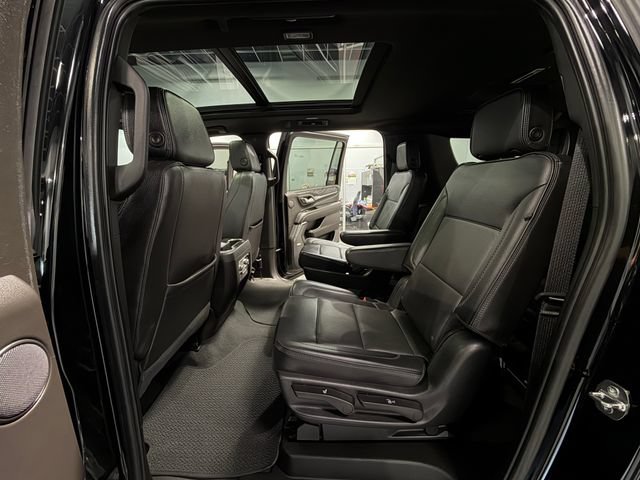 Used 2023 GMC Yukon XL Denali AWD/4WD image 12
