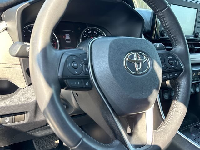 Used 2021 Toyota RAV4 XLE w/ XLE Grade Weather Package AWD/4WD image 14