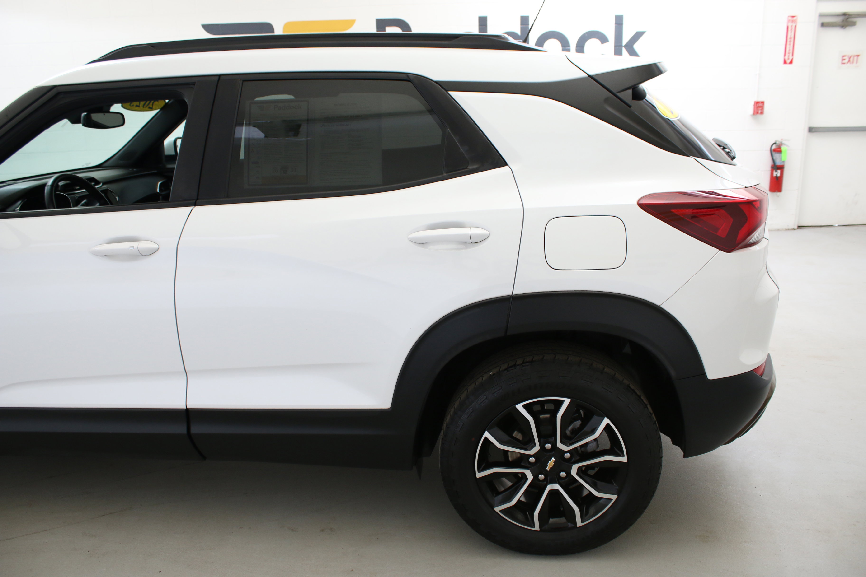 Used 2023 Chevrolet TrailBlazer ACTIV w/ Sun and Liftgate Package image 6