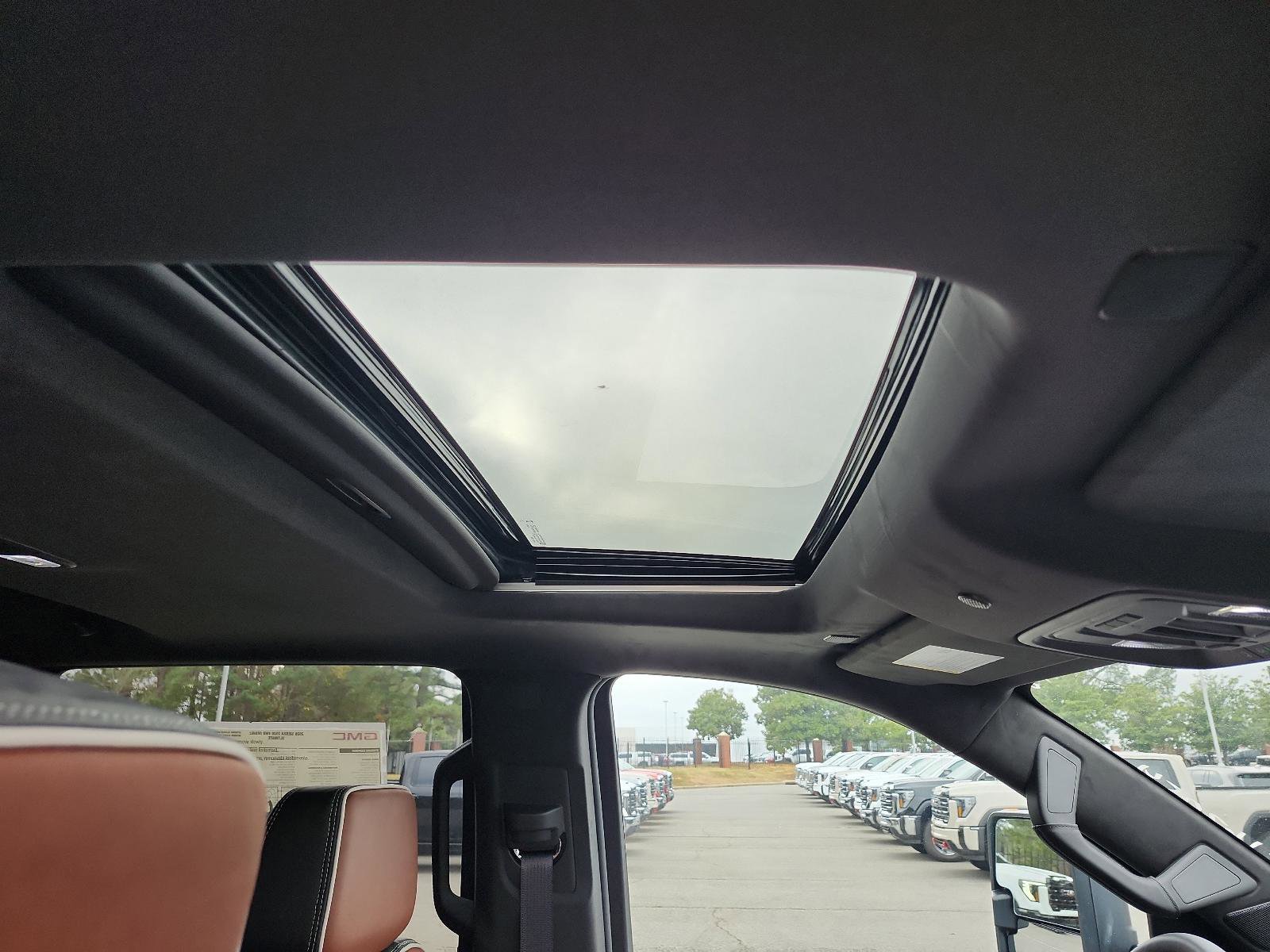 New 2026 GMC Sierra 2500 Denali Ultimate image 8