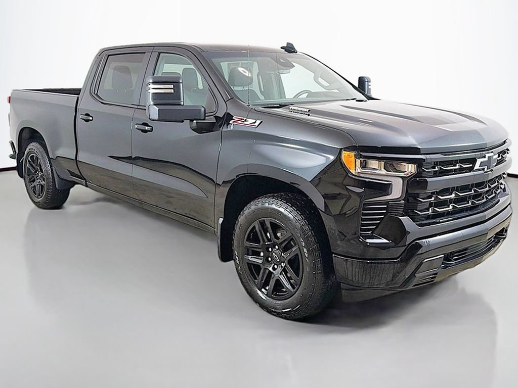 Used 2024 Chevrolet Silverado 1500 RST w/ Z71 Off-Road Package AWD/4WD image 2
