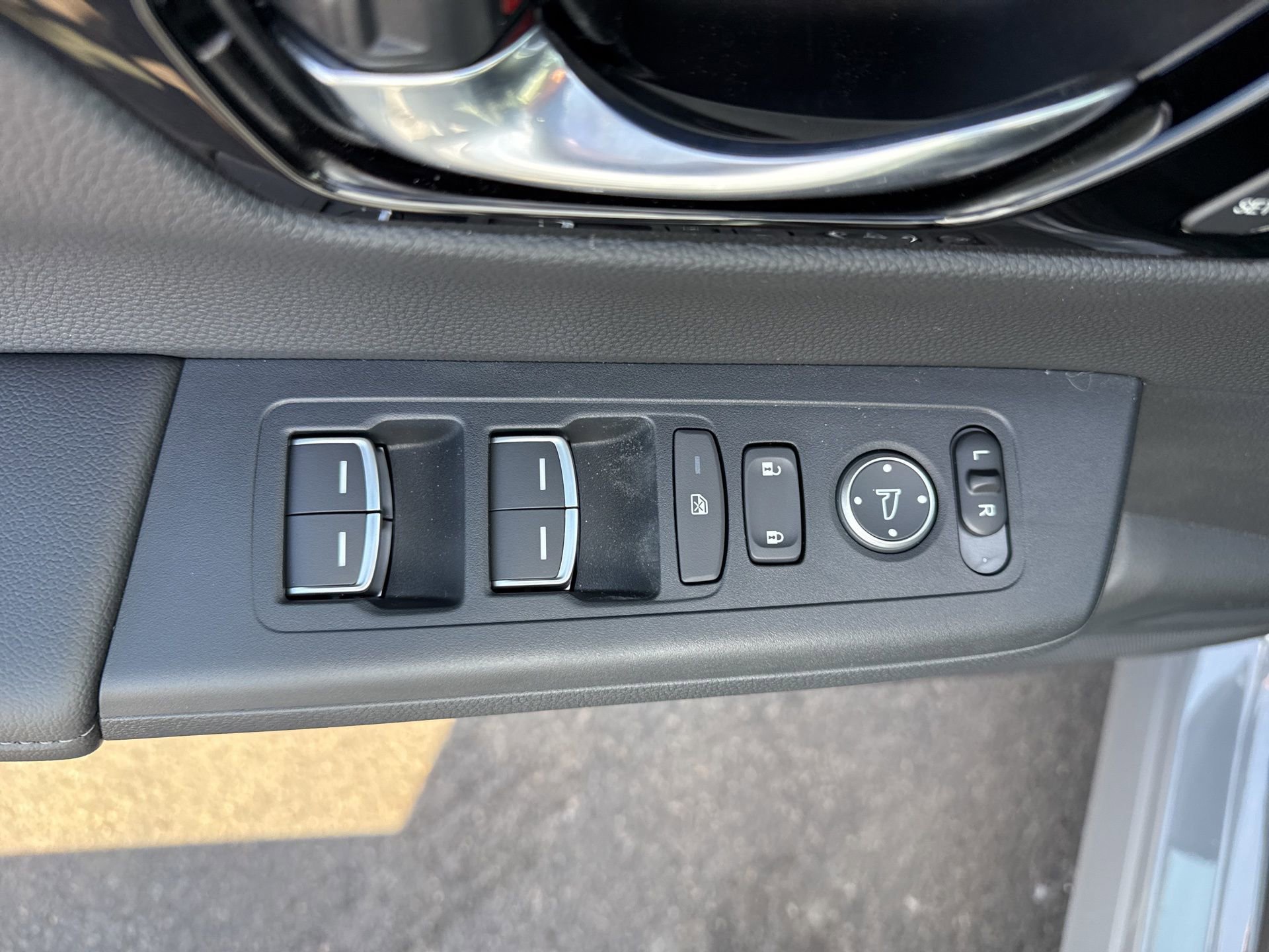 New 2026 Honda CR-V EX-L image 33