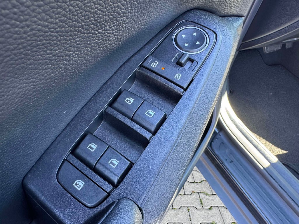 Certified 2024 Kia Seltos EX AWD/4WD image 17