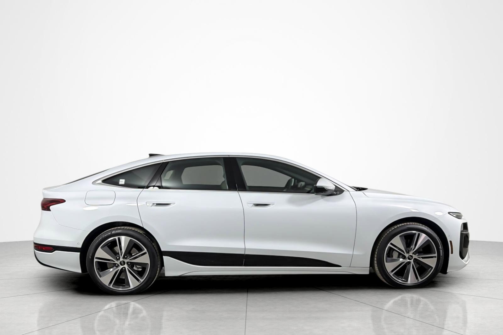 Certified 2025 Audi A6 e-tron Premium Plus w/ Premium Plus image 6