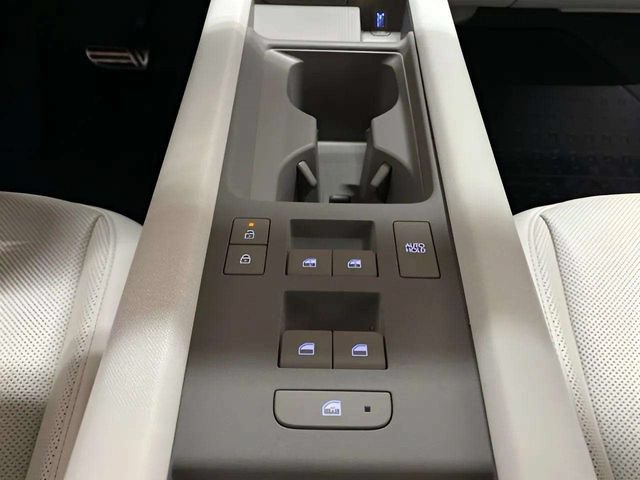 Used 2025 Hyundai Ioniq 6 Limited RWD image 60