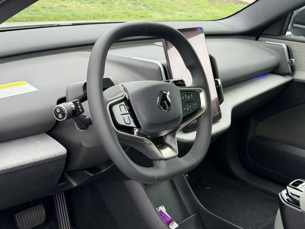 New 2026 Volvo EX30 Cross Country Ultra w/ Protection Package Premier image 19